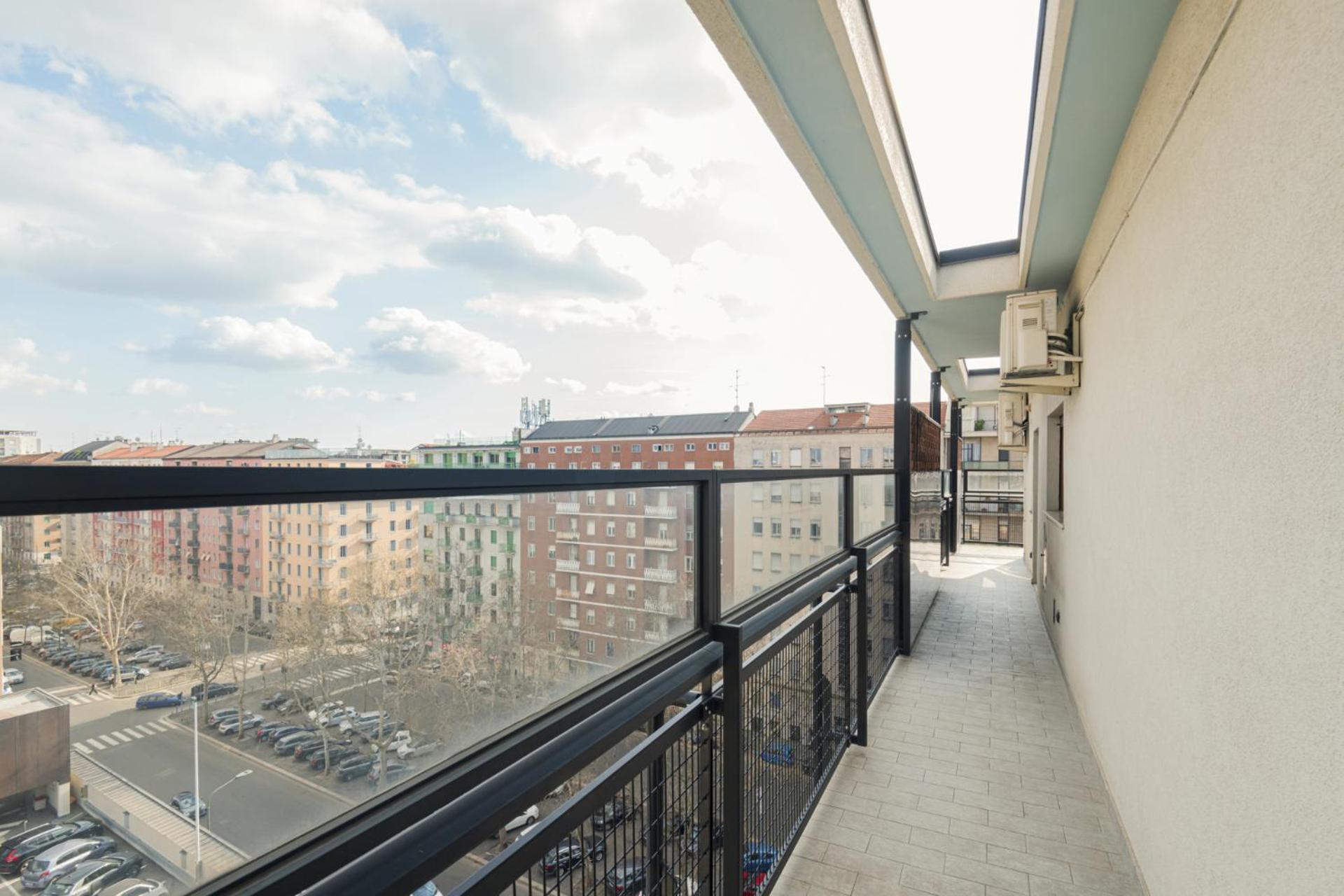 Easylife - Stile Ed Eleganza In Sant'agostino Appartamento Milano