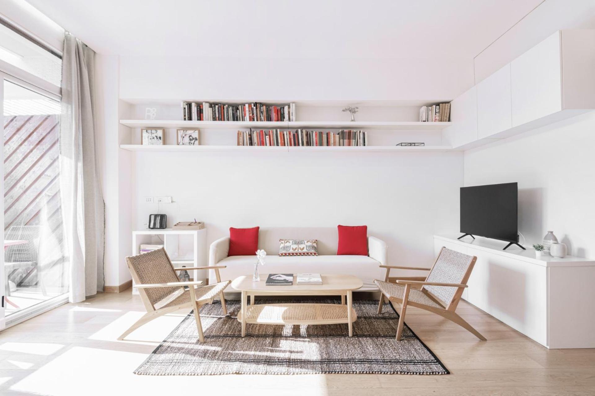 Easylife - Stile Ed Eleganza In Sant'agostino * Milano